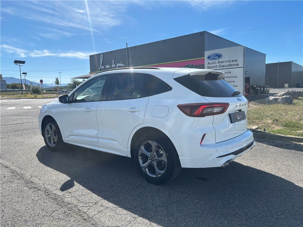 Ford Kuga - Photo 10