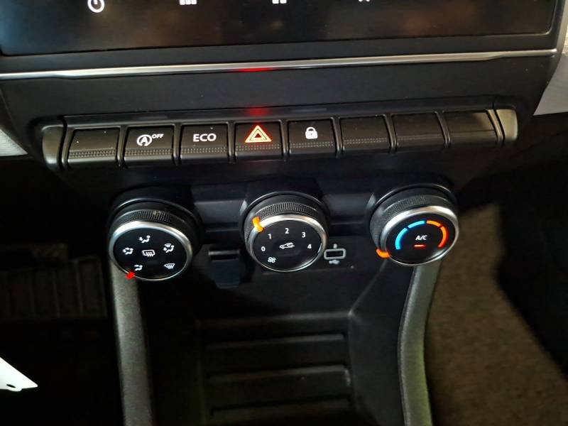 Renault Clio - Photo 26