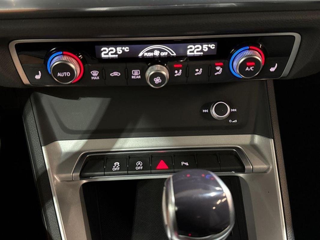 Audi Q3 - Photo 19