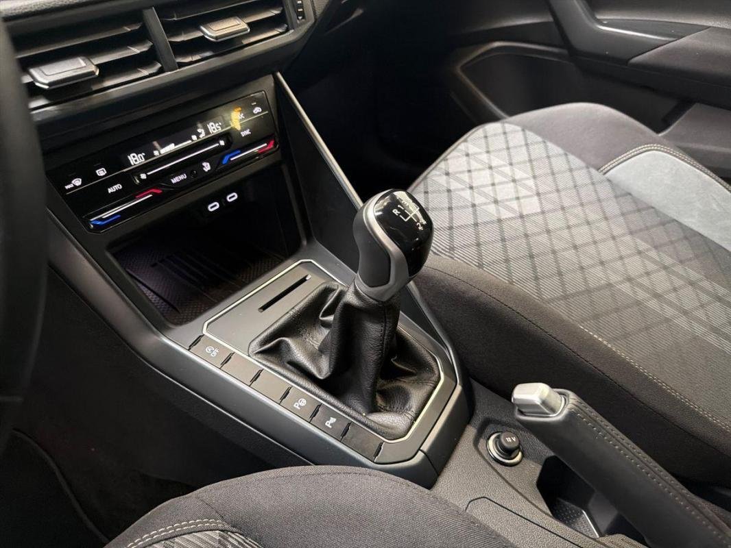 Volkswagen Polo - Photo 11