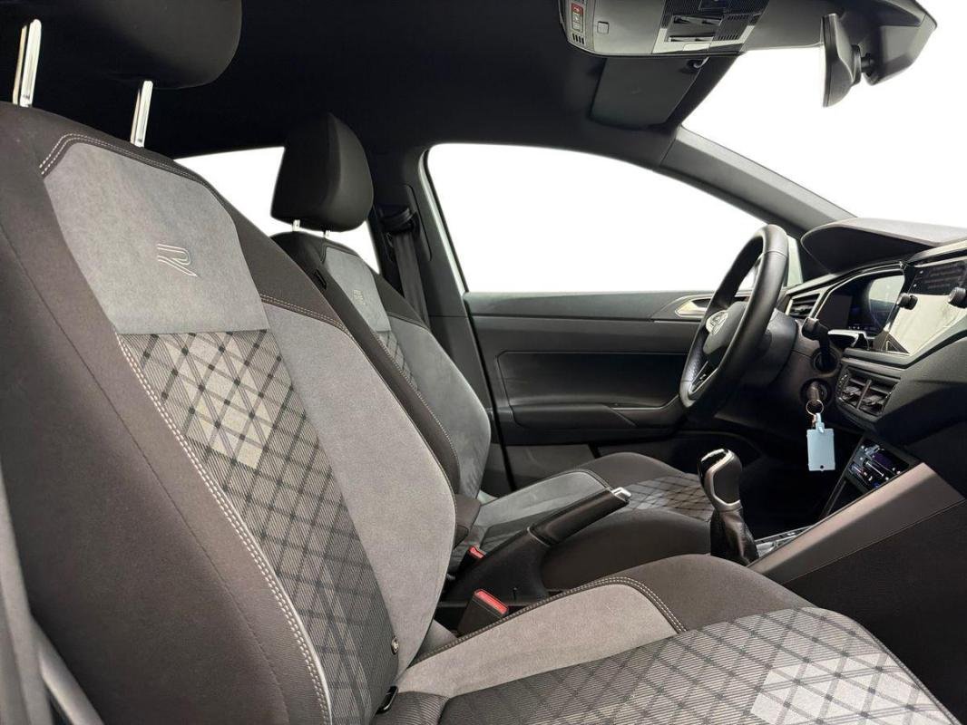 Volkswagen Polo - Photo 13