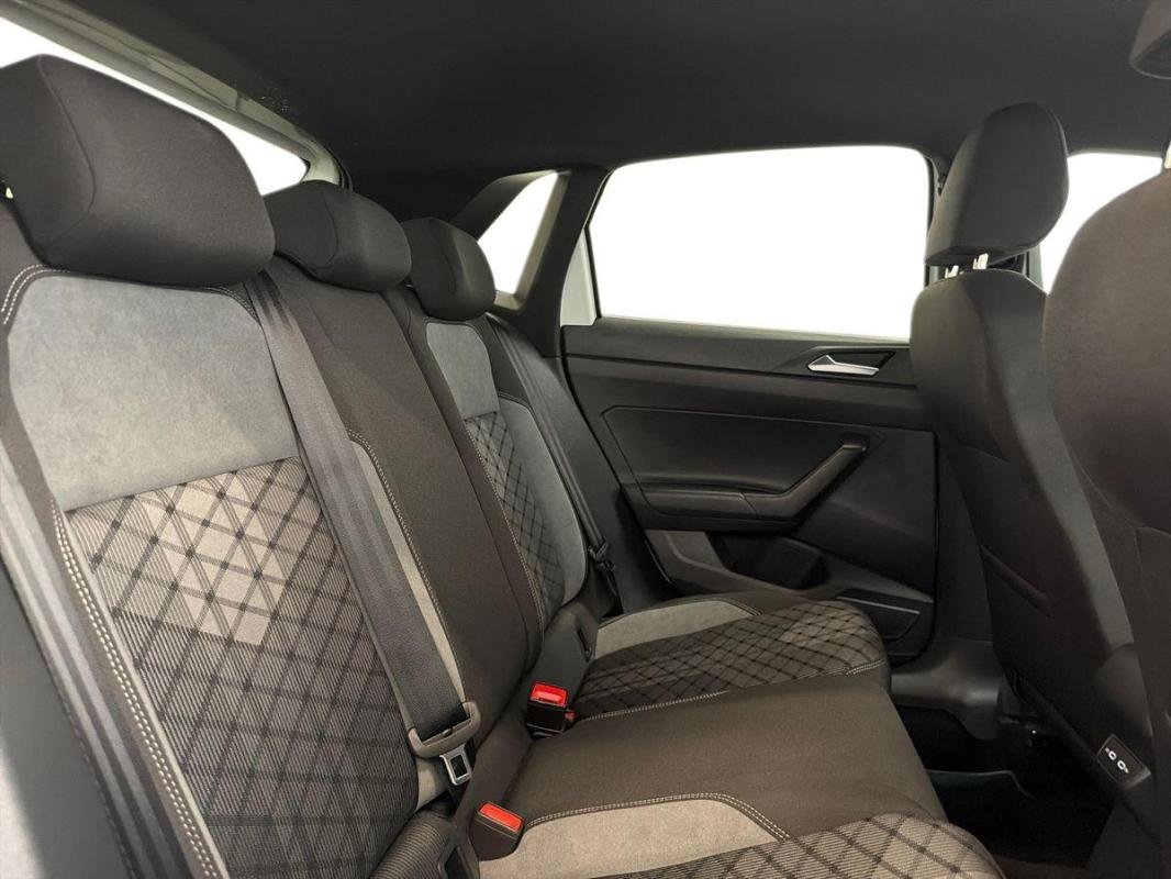Volkswagen Polo - Photo 23