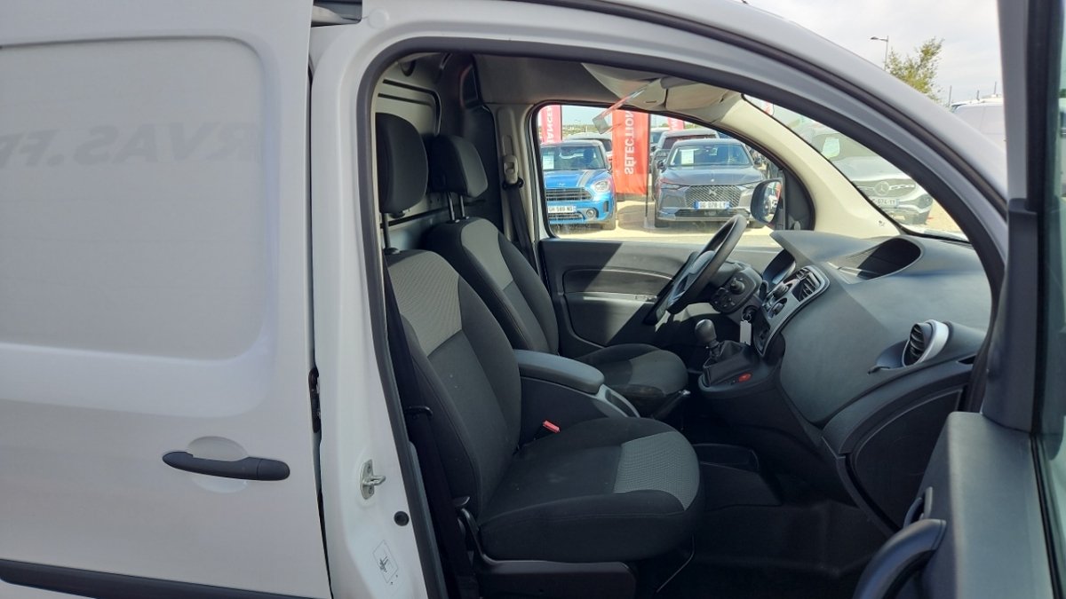 Renault Kangoo Express - Photo 11