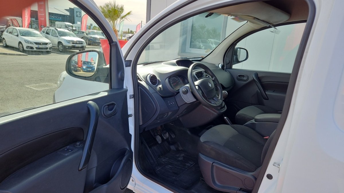 Renault Kangoo Express - Photo 12