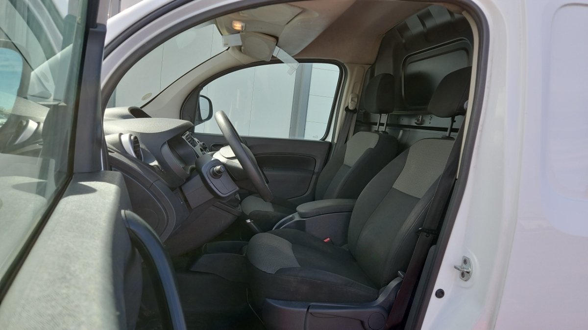 Renault Kangoo Express - Photo 13