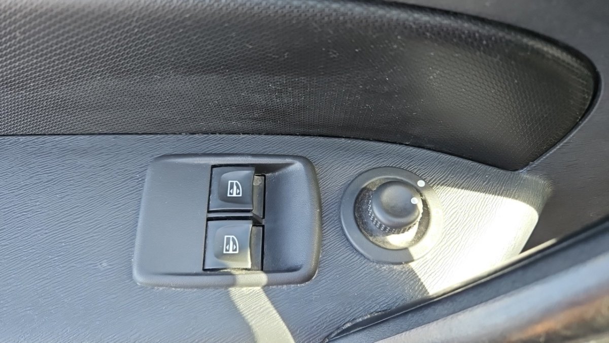 Renault Kangoo Express - Photo 22