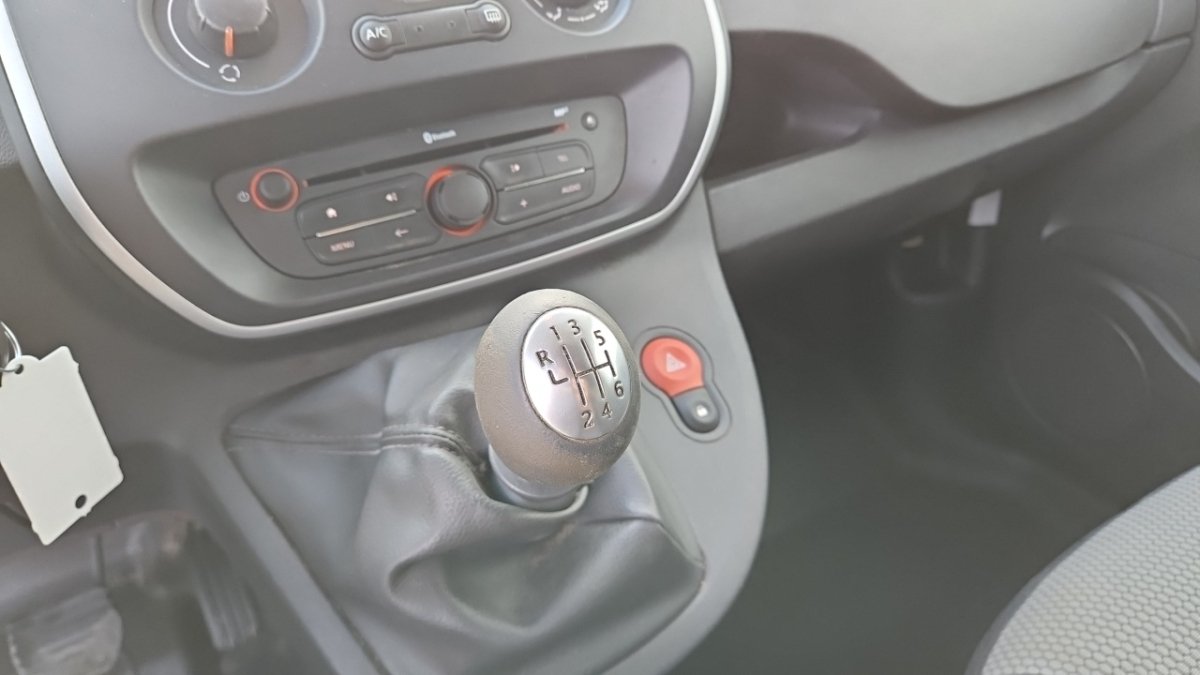 Renault Kangoo Express - Photo 23