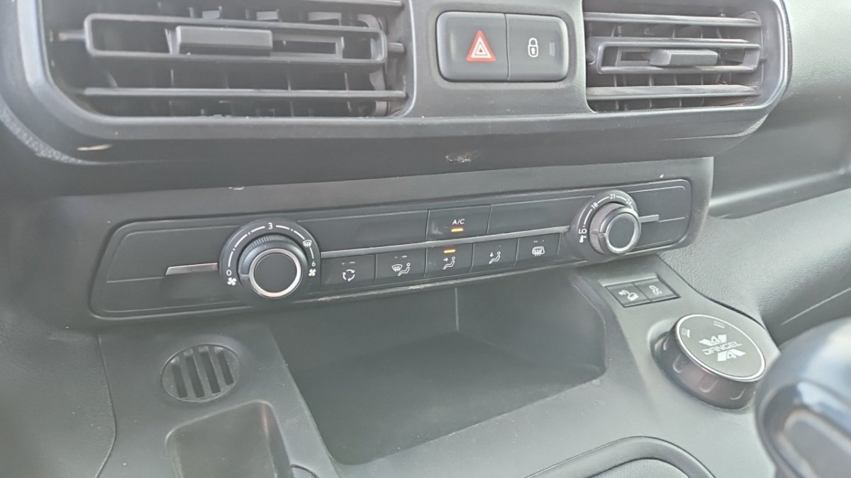 Citroën Berlingo - Photo 25