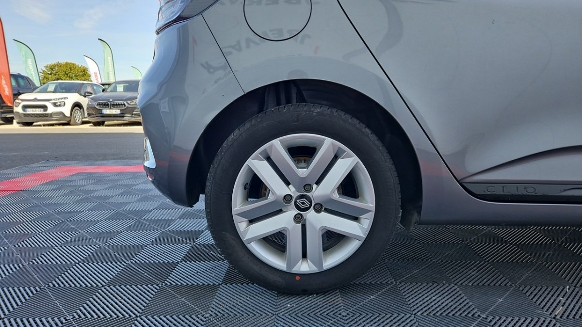 Renault Clio - Photo 8
