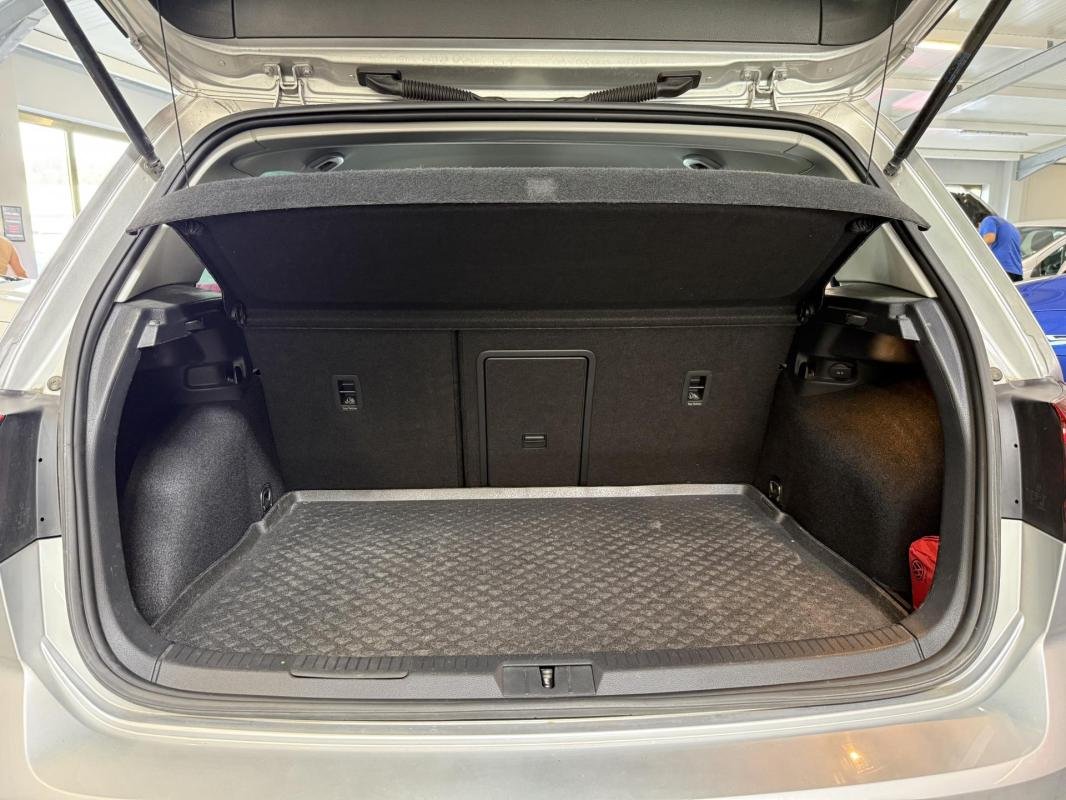 Volkswagen Golf - Photo 9