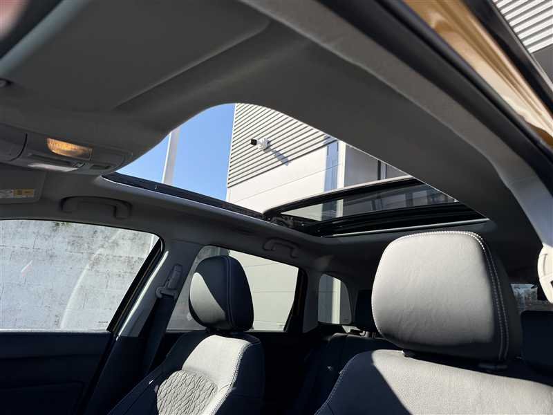 Suzuki Vitara - Photo 12