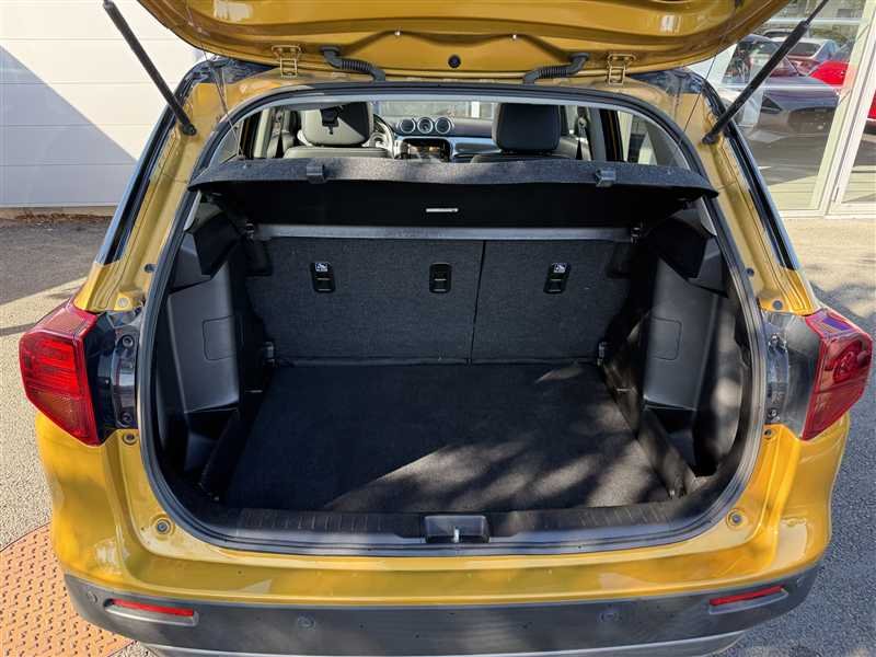 Suzuki Vitara - Photo 18