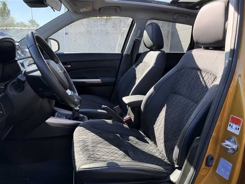 Suzuki Vitara - Photo 4