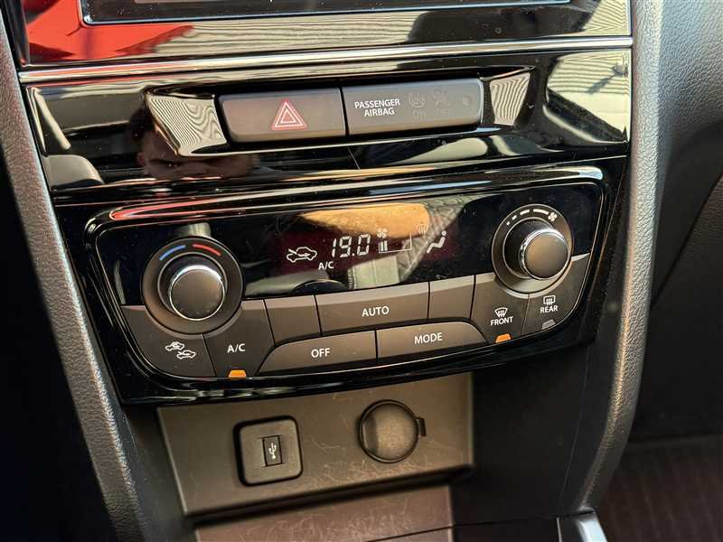 Suzuki Vitara - Photo 10