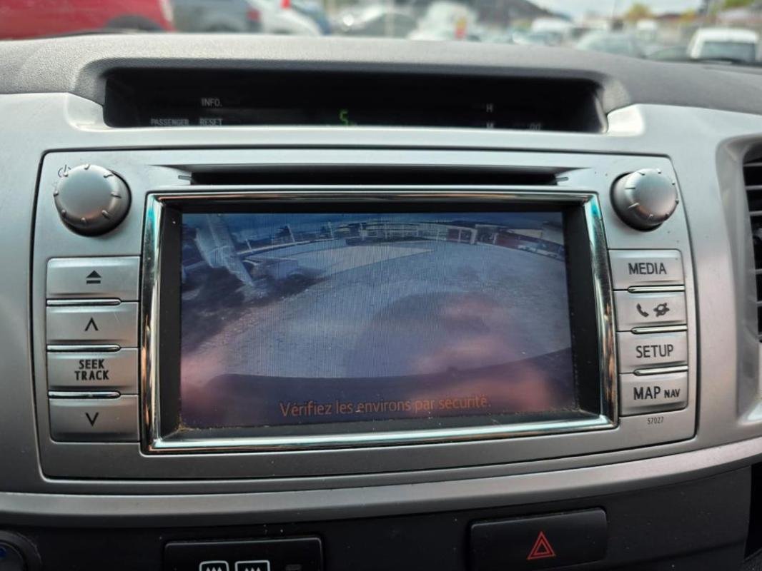Toyota Hilux - Photo 16