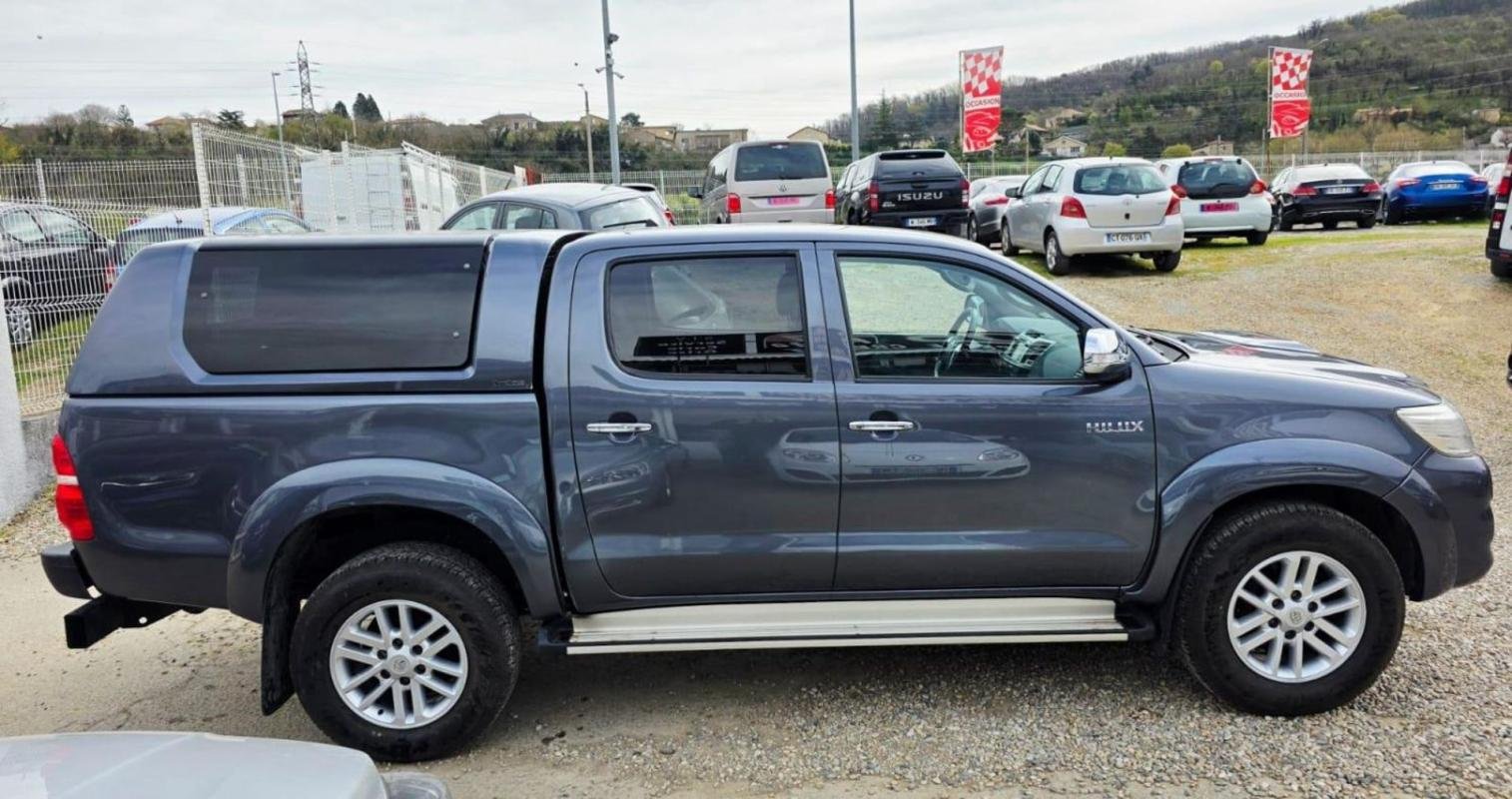 Toyota Hilux - Photo 4