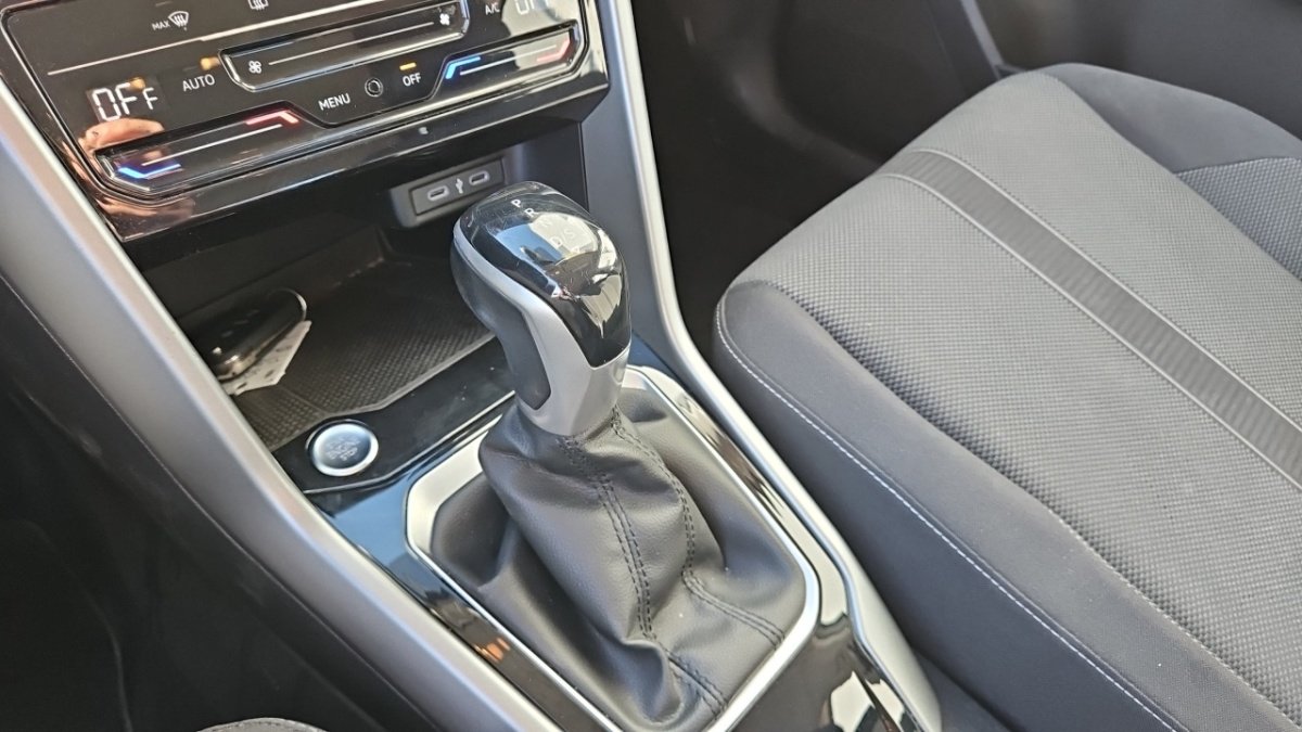 Volkswagen T-Roc - Photo 26