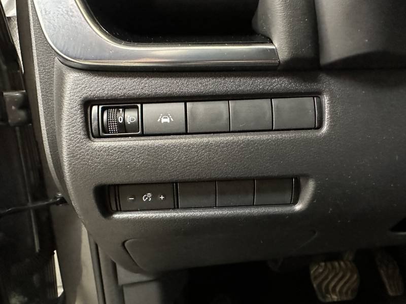 Nissan Qashqai - Photo 11