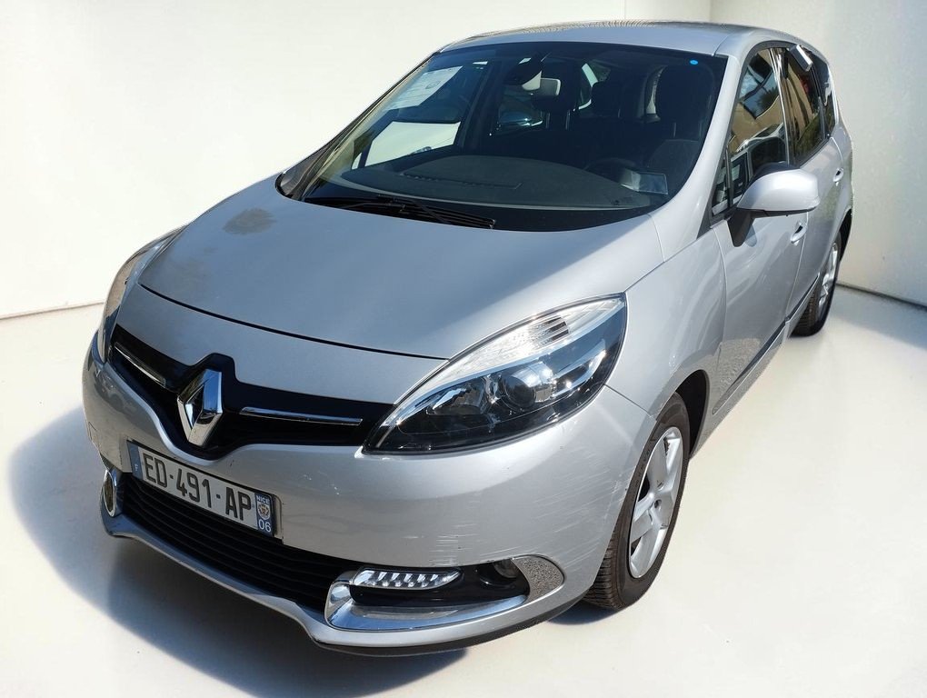 Renault Grand Scénic - Photo 1