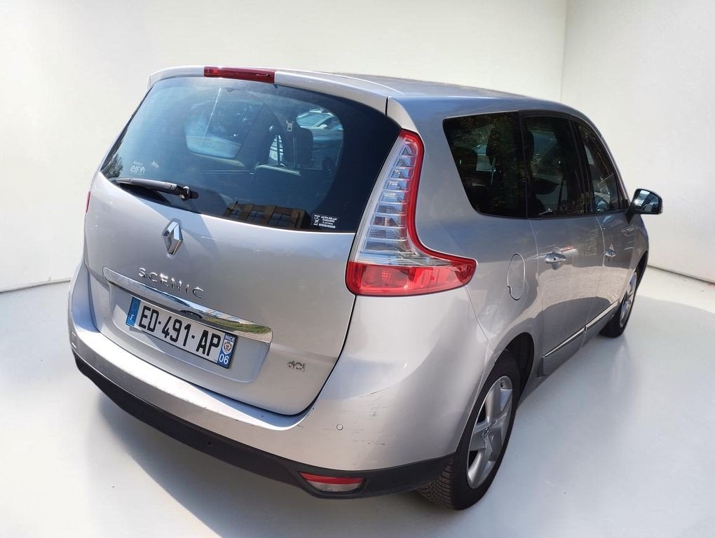 Renault Grand Scénic - Photo 2