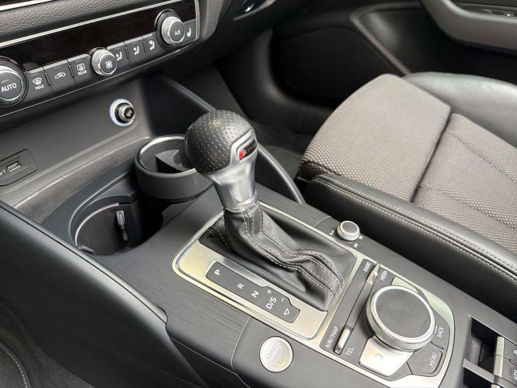 Audi A3 Cabriolet - Photo 11