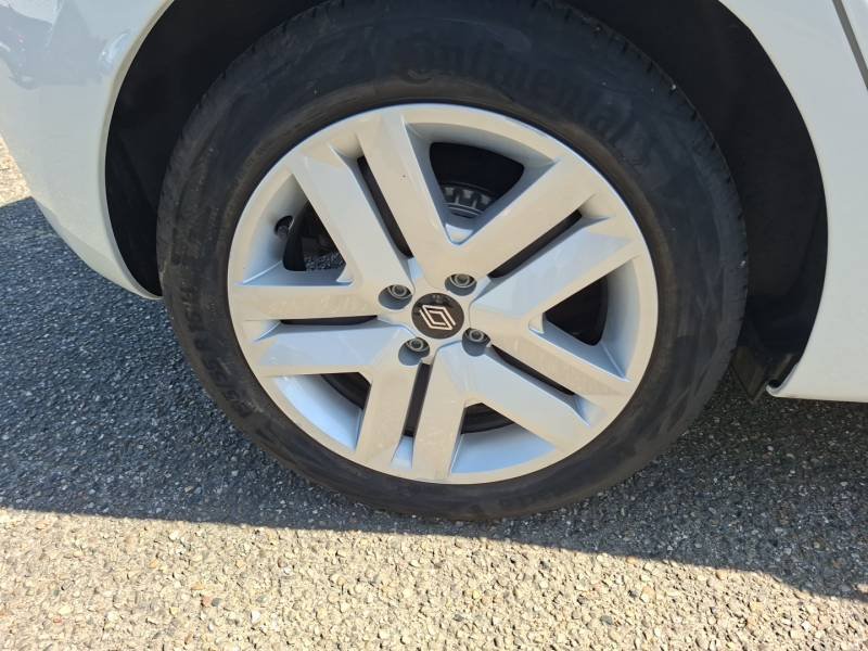 Renault Clio - Photo 20