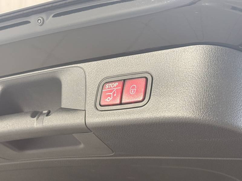 Mercedes EQB - Photo 12