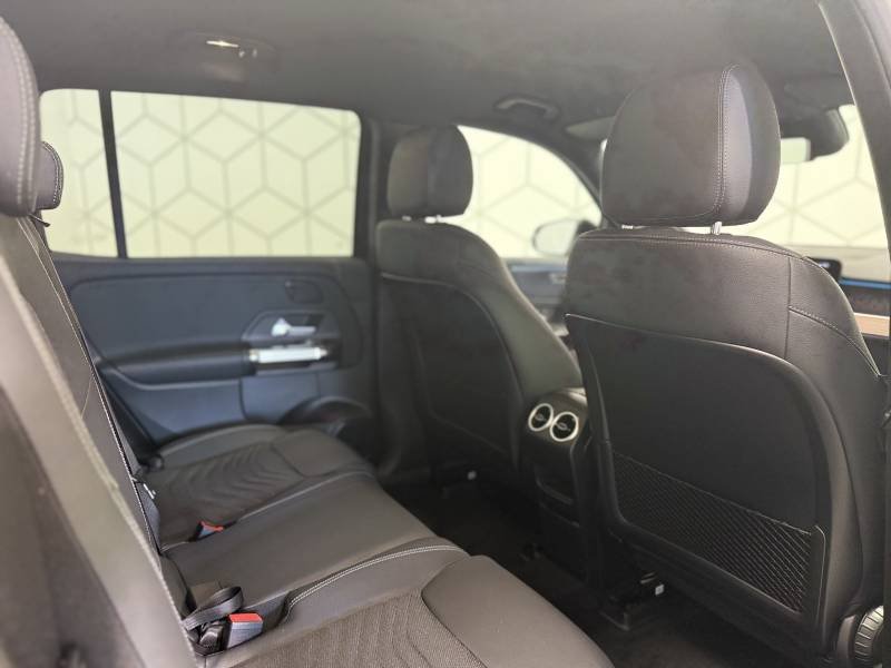 Mercedes EQB - Photo 16