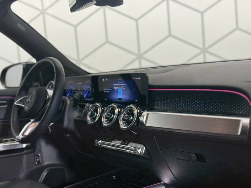 Mercedes EQB - Photo 18