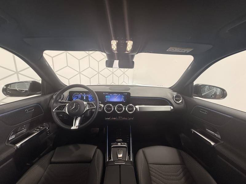 Mercedes EQB - Photo 22