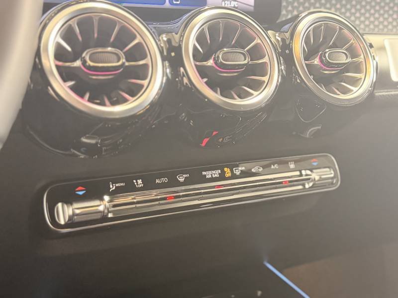Mercedes EQB - Photo 30