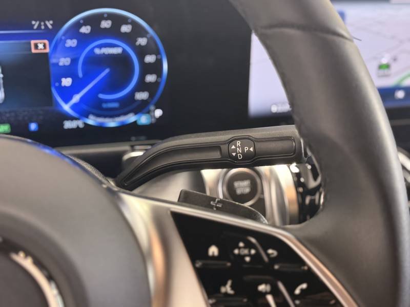 Mercedes EQB - Photo 32