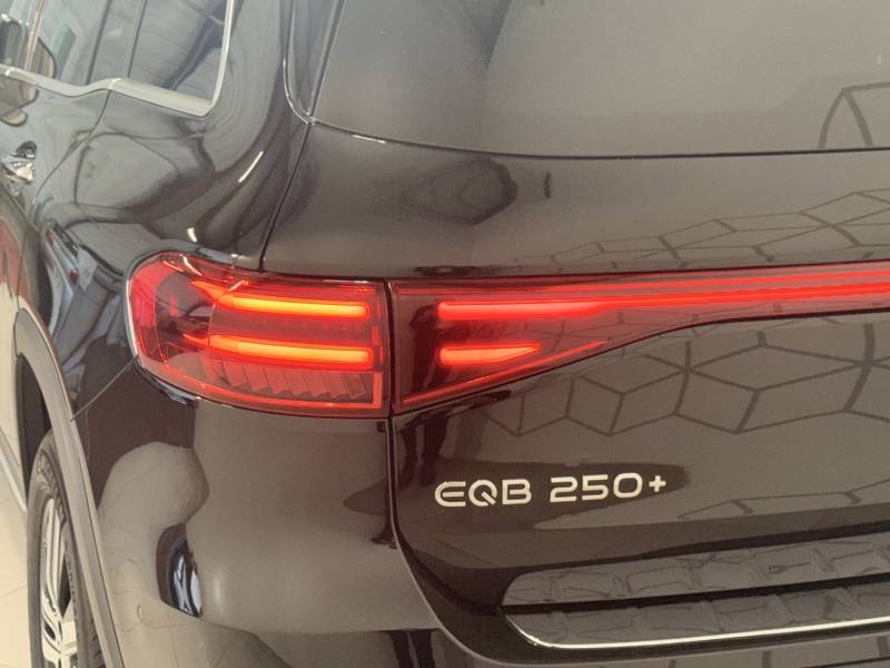 Mercedes EQB - Photo 38