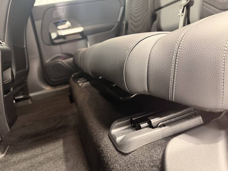 Mercedes EQB - Photo 41