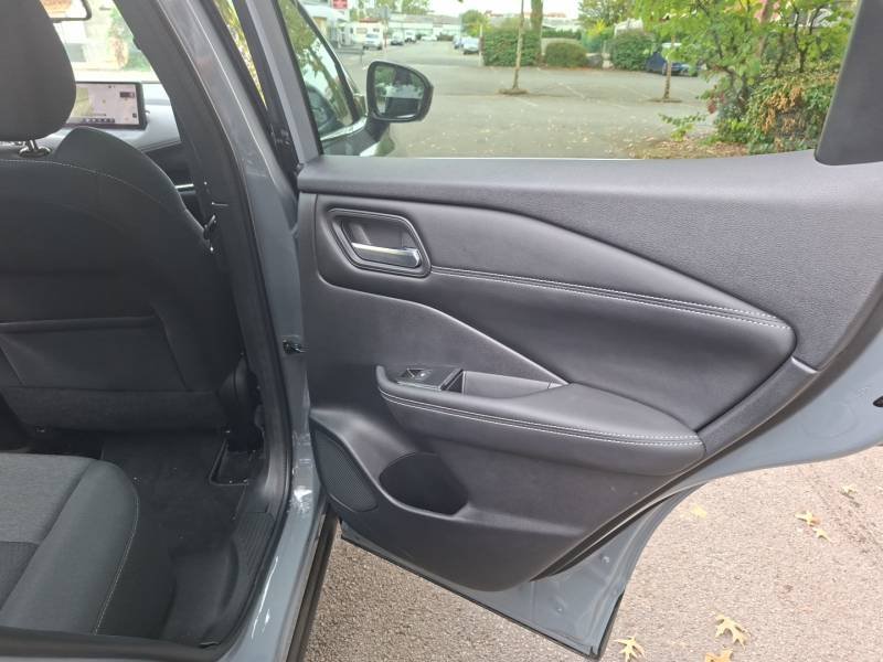 Nissan Qashqai - Photo 31