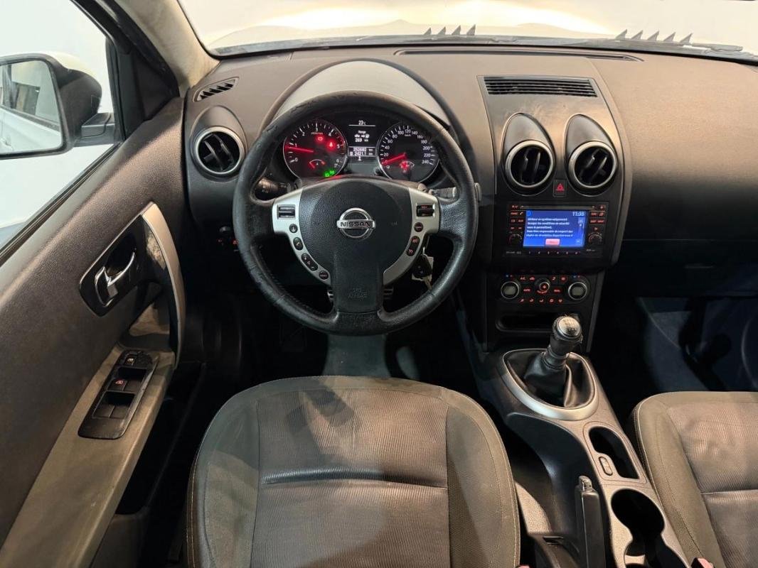 Nissan Qashqai - Photo 12