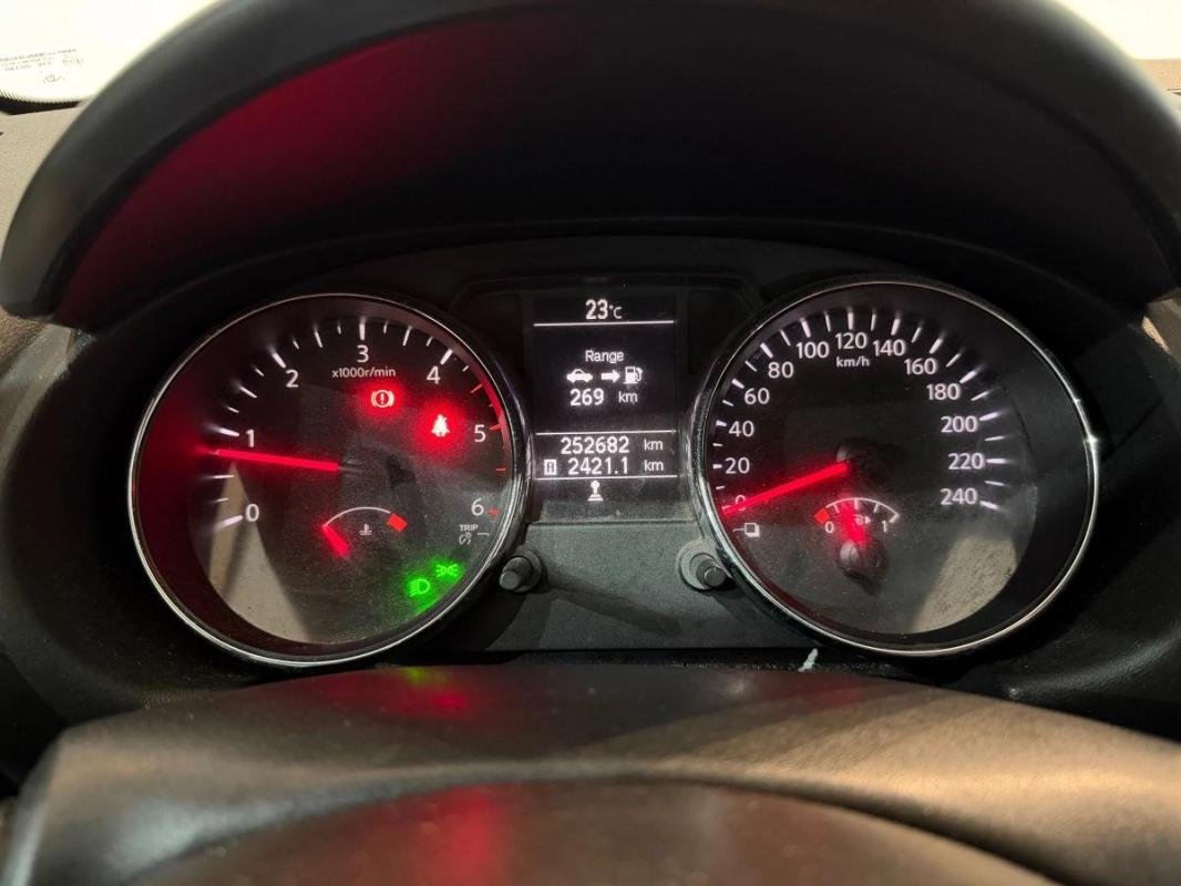 Nissan Qashqai - Photo 14