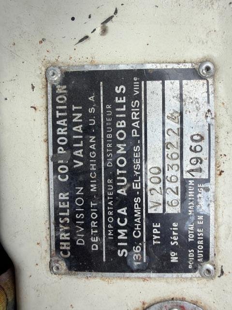 Plymouth Valiant - Photo 16