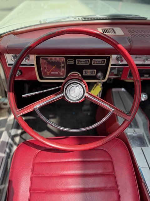 Plymouth Valiant - Photo 9