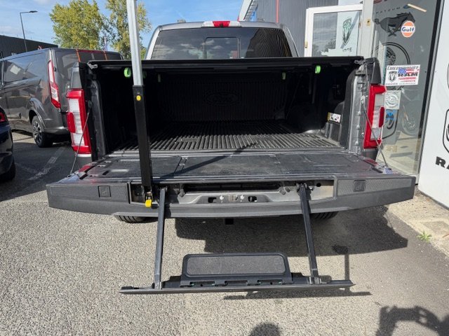 Ford F 150 - Photo 6