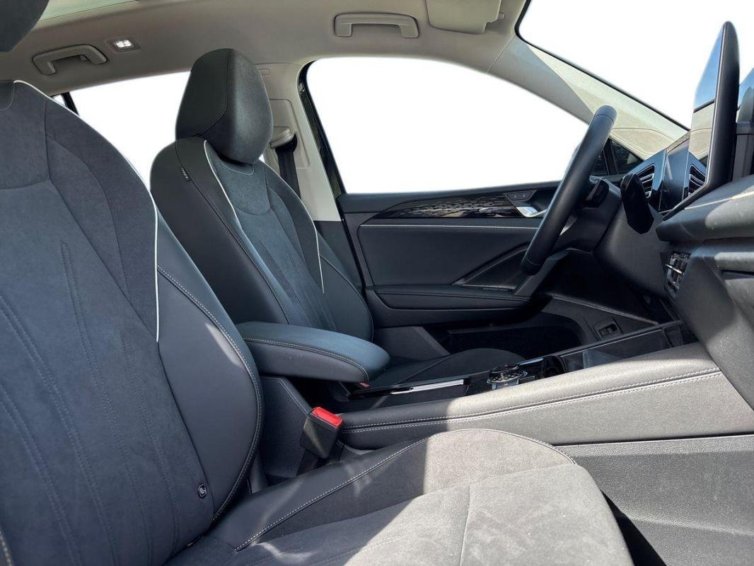 Volkswagen Tiguan - Photo 13