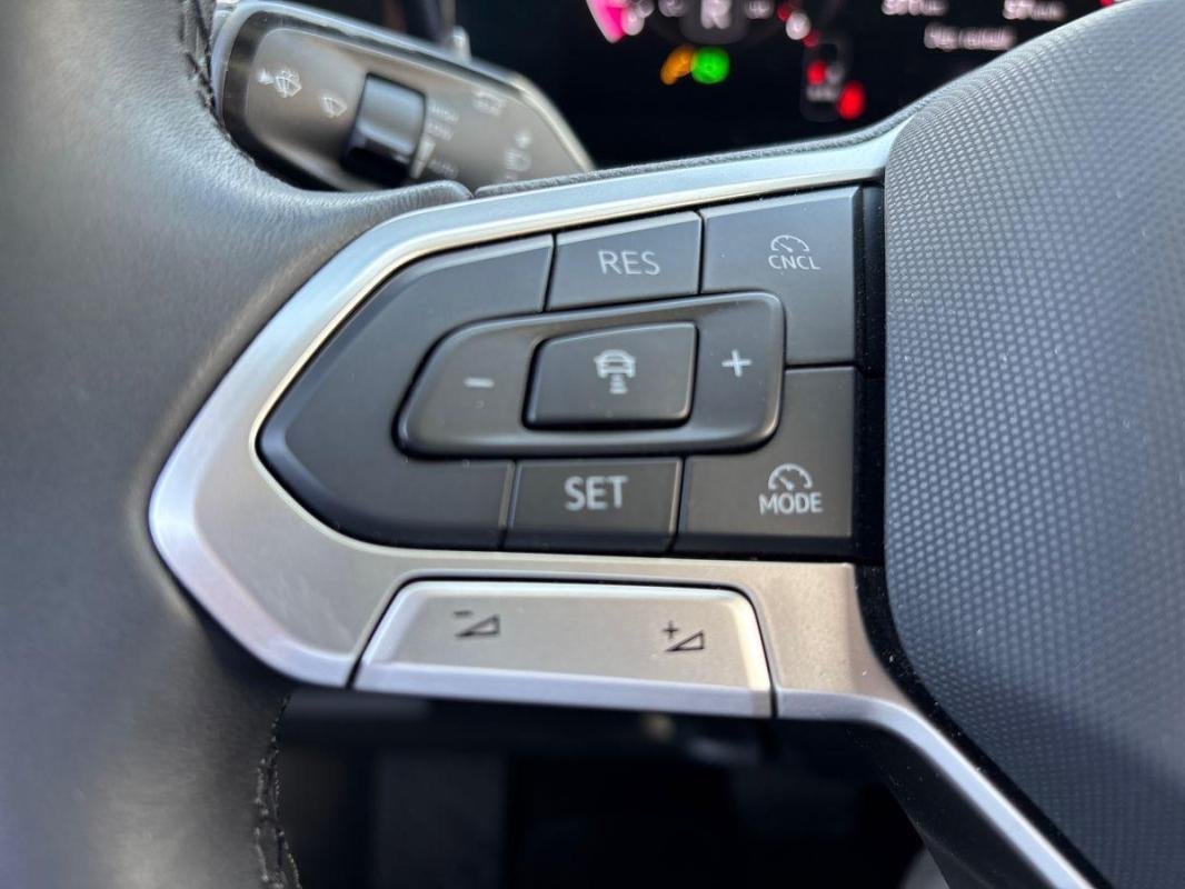 Volkswagen Tiguan - Photo 21