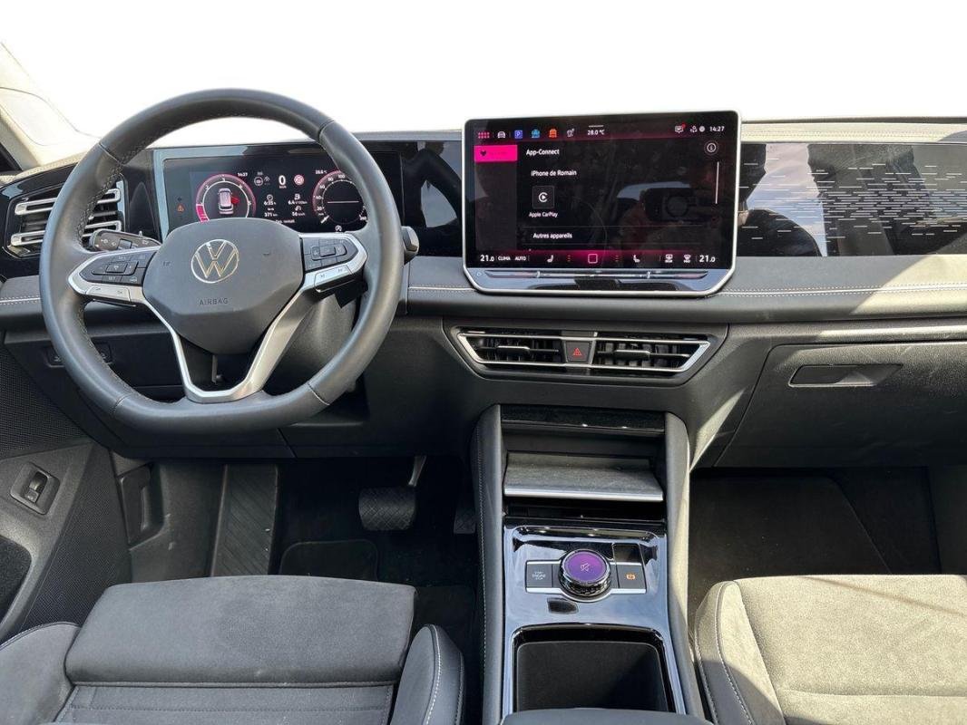Volkswagen Tiguan - Photo 8