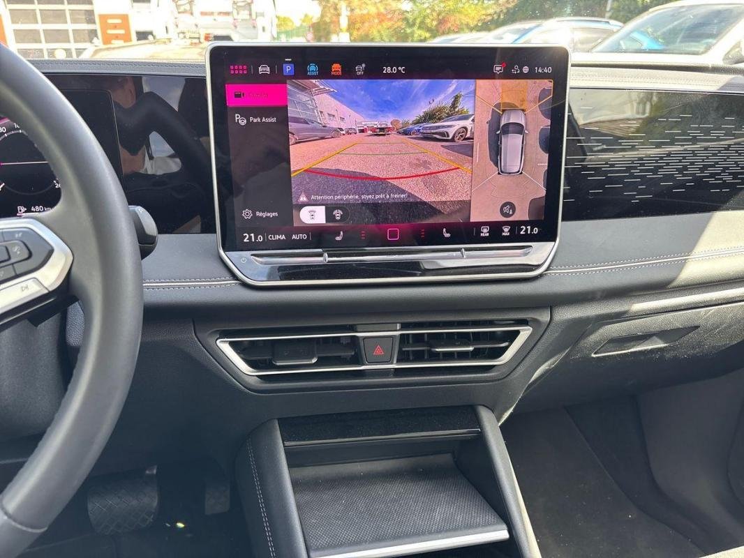 Volkswagen Tiguan - Photo 10