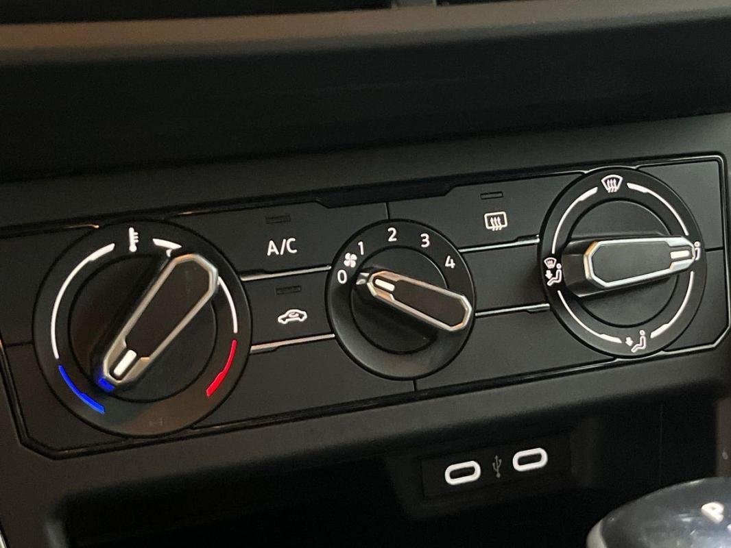 Volkswagen Polo - Photo 19
