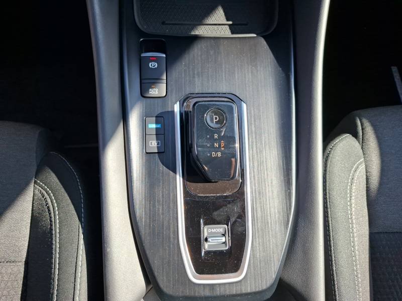 Nissan Qashqai - Photo 12