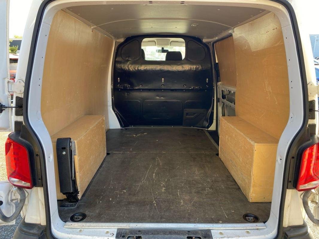 Volkswagen Transporter - Photo 31