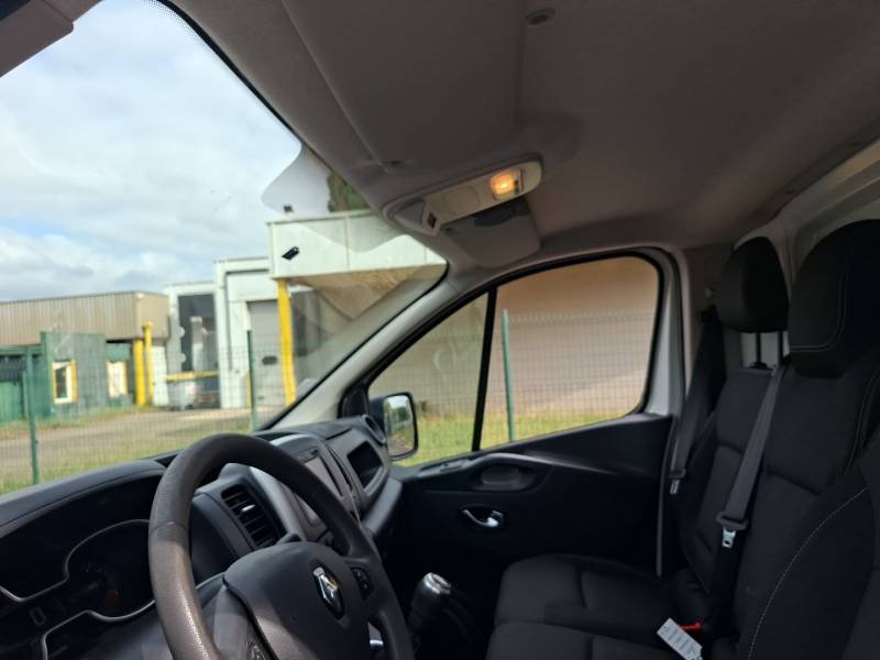 Renault Trafic - Photo 18