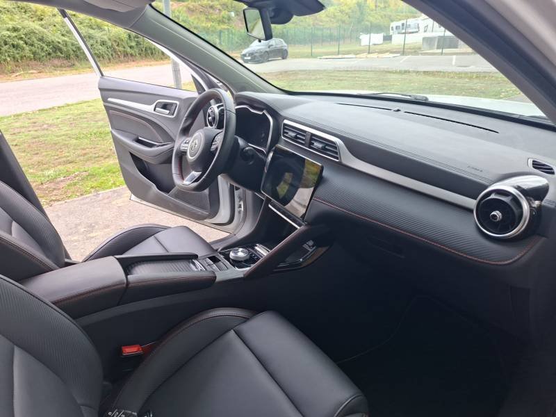 MG ZS - Photo 11