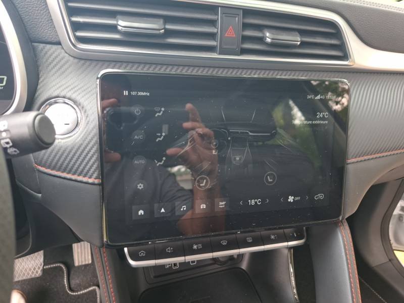 MG ZS - Photo 13